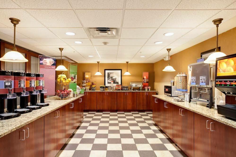 Hampton Inn & Suites Chicago - Libertyville Eksteriør billede